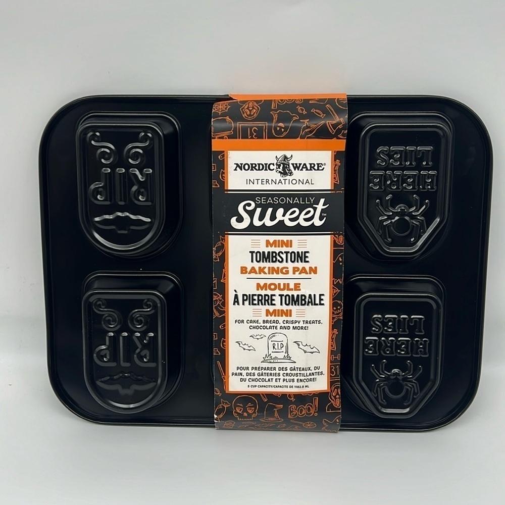 Nordic Ware Mini Tombstone Halloween Non-Stick Cake Baking Pans Discontinued‎